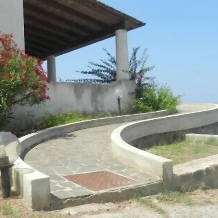 Eolian Apart-hotel 3*